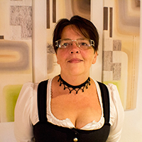 Christine Probst, Restaurant-Service im Hotel Schmaus
